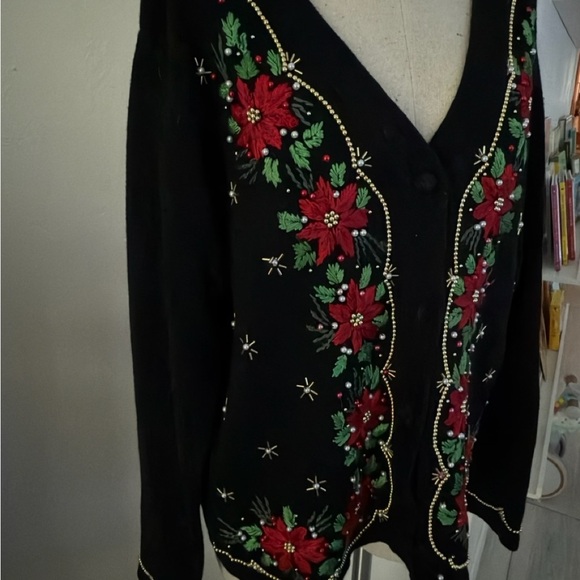 BP Designs Christmas Poinsettia Black Beaded Cardigan Sweater Size M - Picture 2 of 11